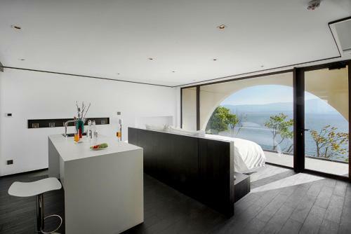 Hotel Mont XIX Full Lake View Luxury Villa