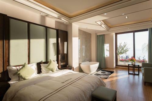 Hostal Haishu Boutique Holiday Lake View Inn