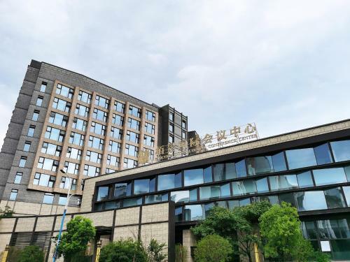 Parkview International Hotel