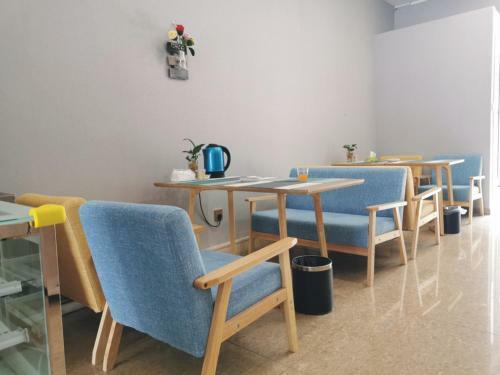 Ai De Sen Business Hotel