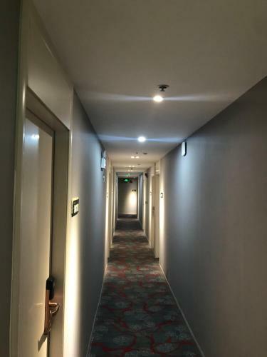 Ai De Sen Business Hotel
