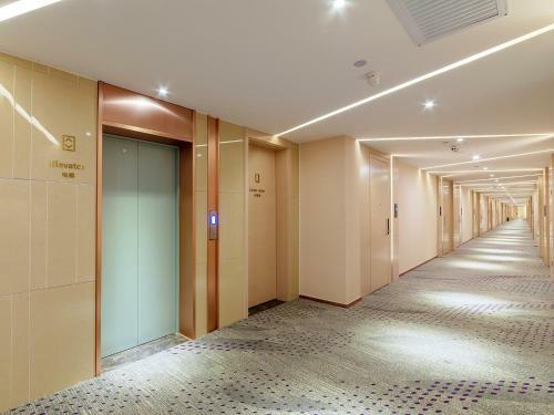 Lavande Hotel Ordos Ejinholo Street