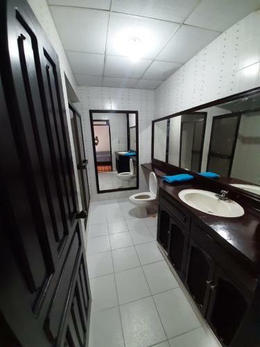 Hotel Confort House Acacias
