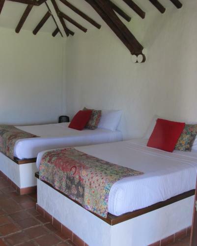 Hotel Rancho Eden