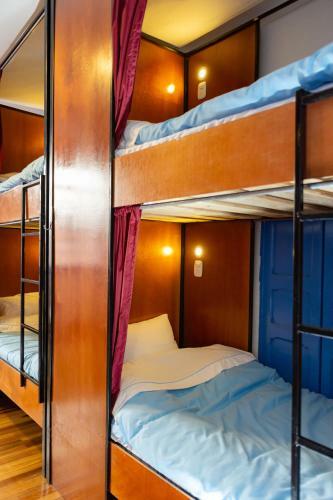 Granada Hostel