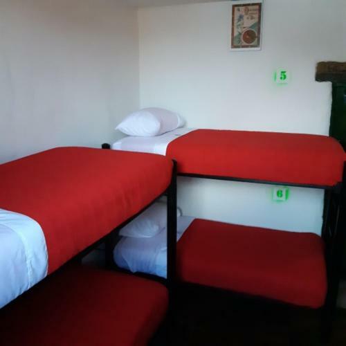 Cedron Hostel