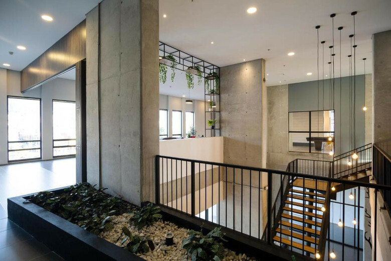 72 Hub Apartments - Pool - Gym - Sauna - Pet Friendly