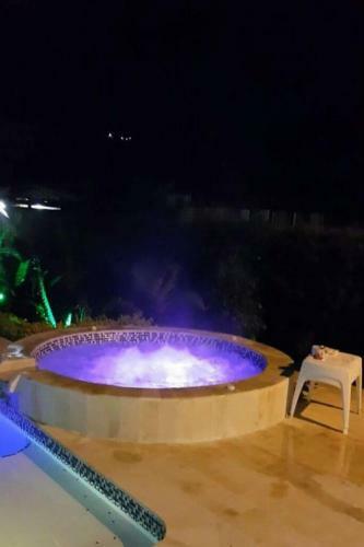 Apartamento Finca de 4 Cuartos Y Piscina