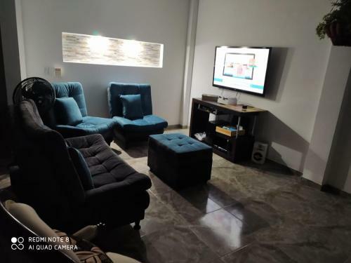 Casa Entera Y Piscina Compartida Ideal Para Descansar