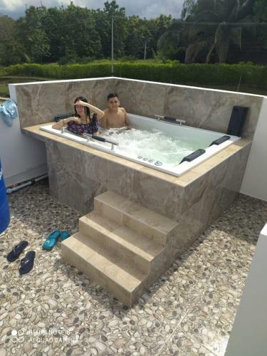 Casa Entera Y Piscina Compartida Ideal Para Descansar