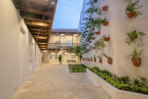 15 Bedroom Villa In The Old City