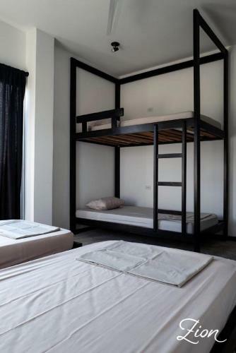 Albergue Zion Beach House