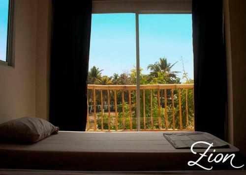 Albergue Zion Beach House