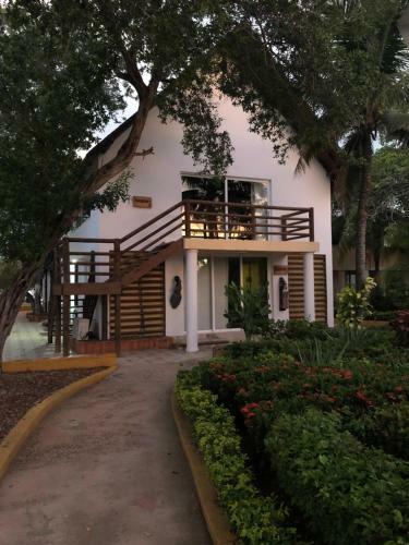 Hotel Cartagena Beach Bungalows