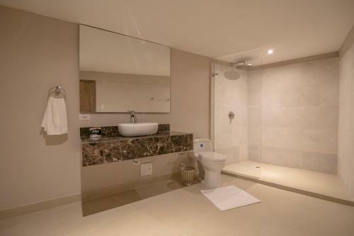 9 Bedroom Apartment With Jacuzzi In Old City