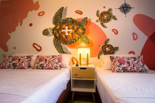 Casa Del Puerto Hostel & Suites
