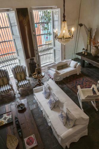 Charming 4br House W/pool In Downtown Near Beaches & Churches