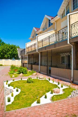 Hostal Guest House "from Home To Home"