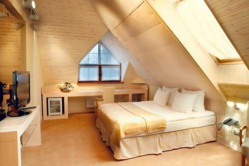Lumier Hotel