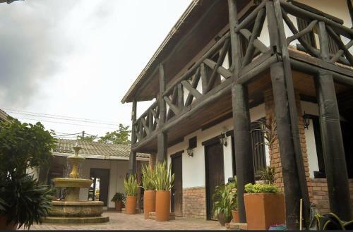 Hotel La Posada Camino Real