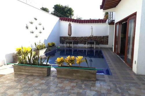 Cuarto Con Ba�o Privado Y Piscina