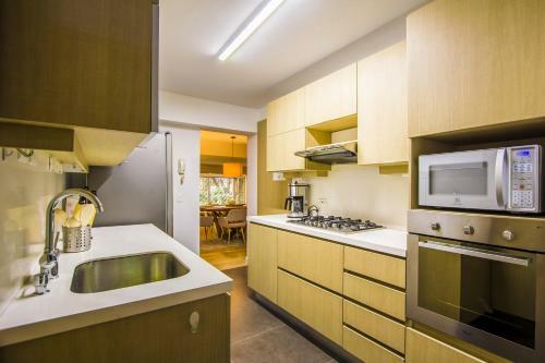 Apartamento Gorgeous Split Level Home In Provenza