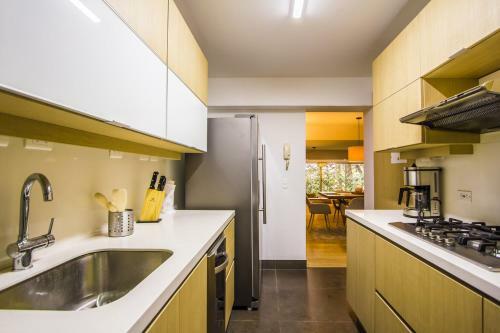 Apartamento Gorgeous Split Level Home In Provenza