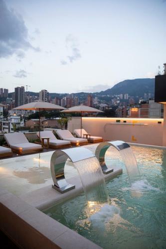 El Cielo Hotel & Restaurant