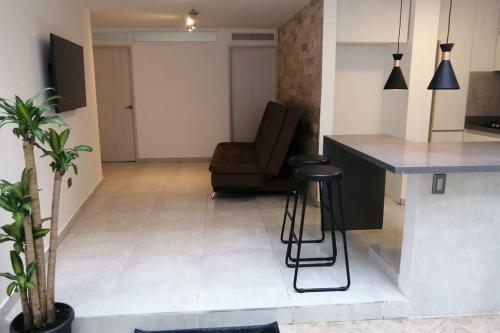 En El Poblado, Espectacular Apartamento Entero Nuevo