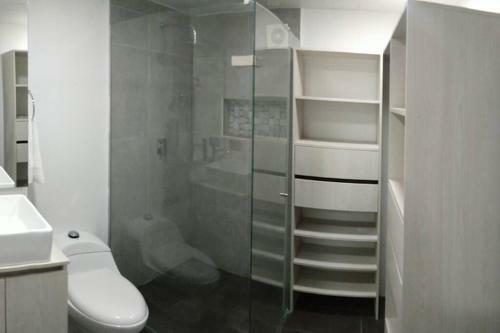 En El Poblado, Espectacular Apartamento Entero Nuevo