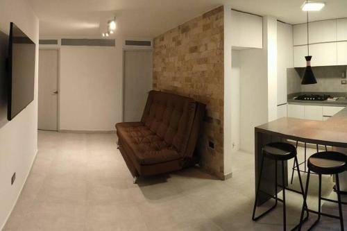 En El Poblado, Espectacular Apartamento Entero Nuevo