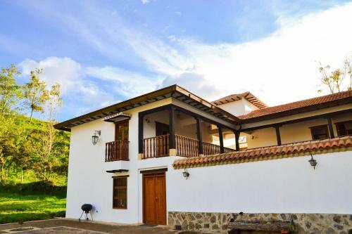 Hotel Campestre El Port�n de Los Jerogl�ficos