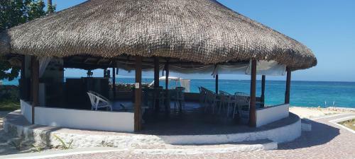 Hotel Sunsets Del Rosario