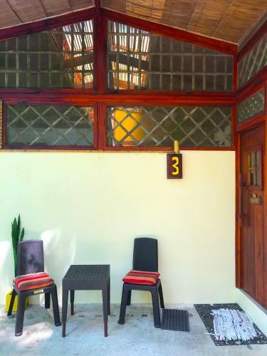 Hostal Villa # 3 - High End Studio Apartment