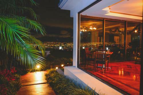Hotel Fogo Resort