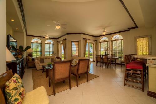 Apartamento Los Suenos Resort Bella Vista 4e - Family