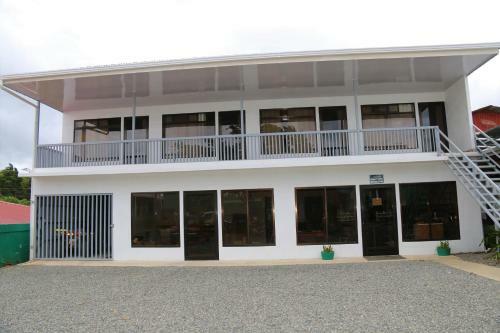 Hotel Cattleya Family
