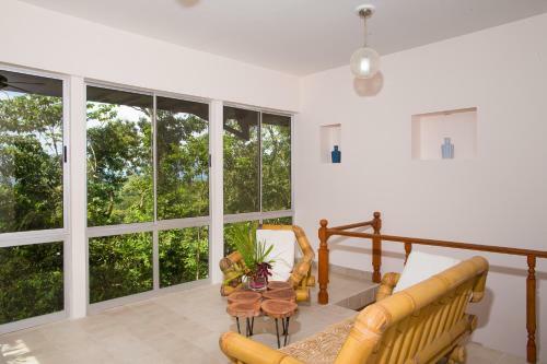 Tanager Villa