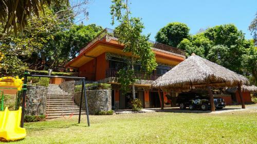 Bed & Breakfast Poza Blanca Lodge