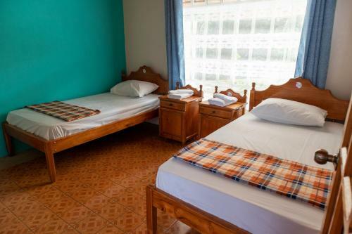 Hostal Hostel Bouganvilia Bed And Breakfast
