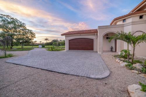 Villa Casa Bonita Beach