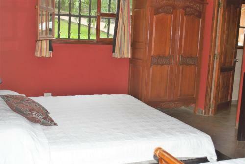 Casa La Colonial B&B
