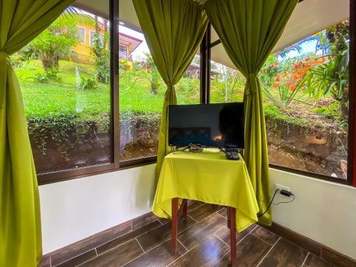 Hotel Retiro Del Lago Arenal Lodge