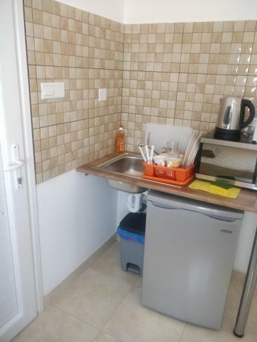 Alex Holiday Apartments