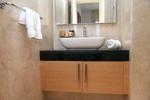 Villa In Kouklia Sleeps 4 Includes Swimming Pool Air Con And Wifi 9