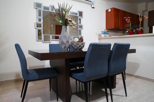 Villa In Kouklia Sleeps 4 Includes Swimming Pool Air Con And Wifi 0 5