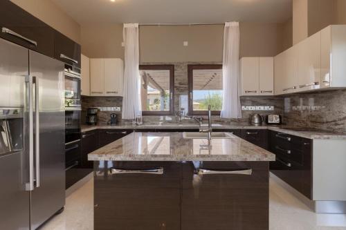 Villa In Kouklia Sleeps 10 Includes Swimming Pool Air Con And Wifi 1