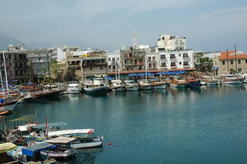 Kyrenia British Harbour Hotel
