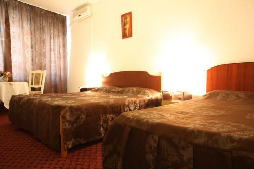 Hotel Dynes