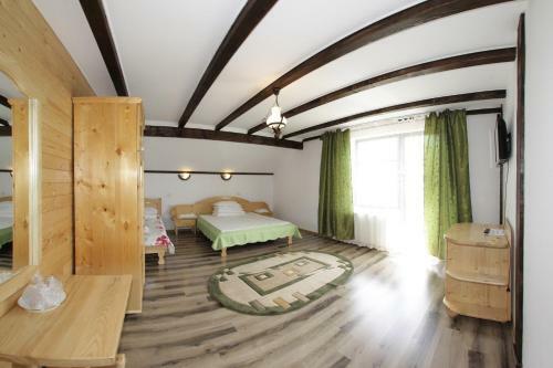 Hostal Pensiunea Lacramioara
